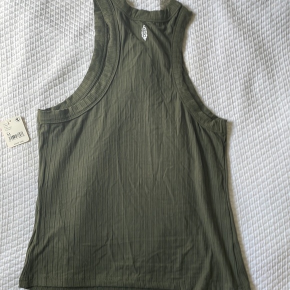 Free People Take Everywhere Army Green Tank - Picture 5 of 11